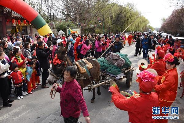 地心护核者金色卡尔岩草有什么用